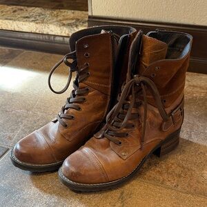 Genuine Leather Brown Lace-Up Leather Boots